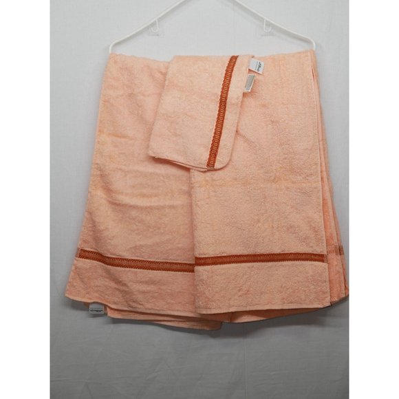 Vintage St. Mary's 100% Cotton Peach Glow 2 Bath Towels and 1 Washcloth NOS - Picture 1 of 7